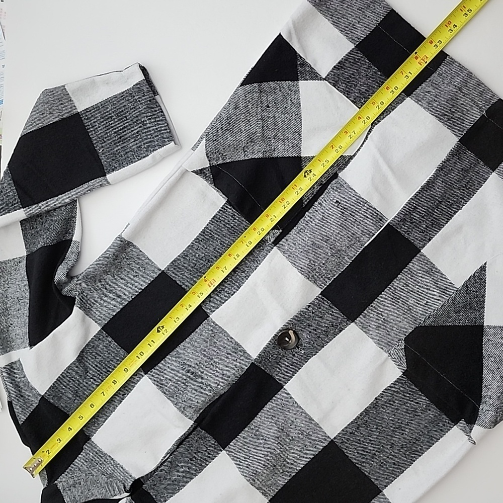 Weekend Suzanne Betro Women's Flannel Black White Plaid Oversized Shirt Sz M - Picture 8 of 9